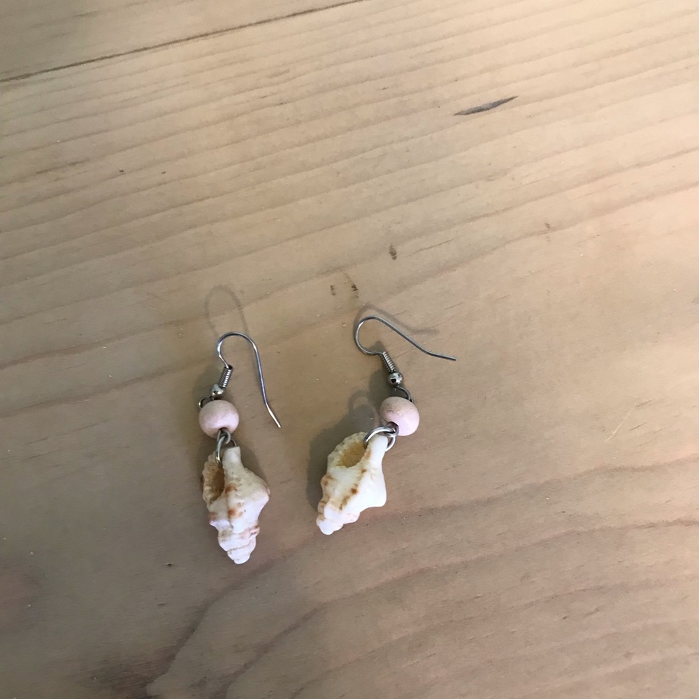 Shell Dangle Earrings - Picture 2 of 3